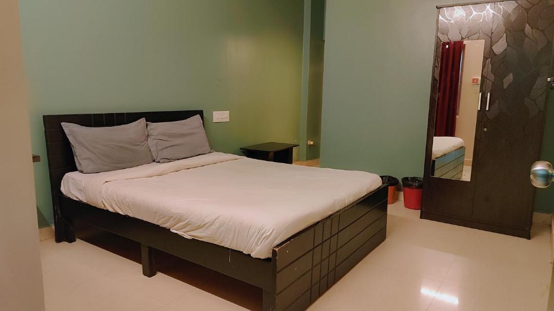 Metro Suites บังกาลอร์ ภายนอก รูปภาพ