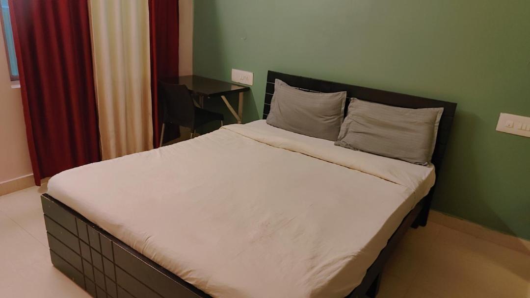 Metro Suites บังกาลอร์ ภายนอก รูปภาพ