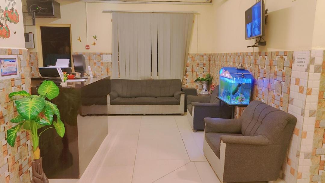 Metro Suites บังกาลอร์ ภายนอก รูปภาพ